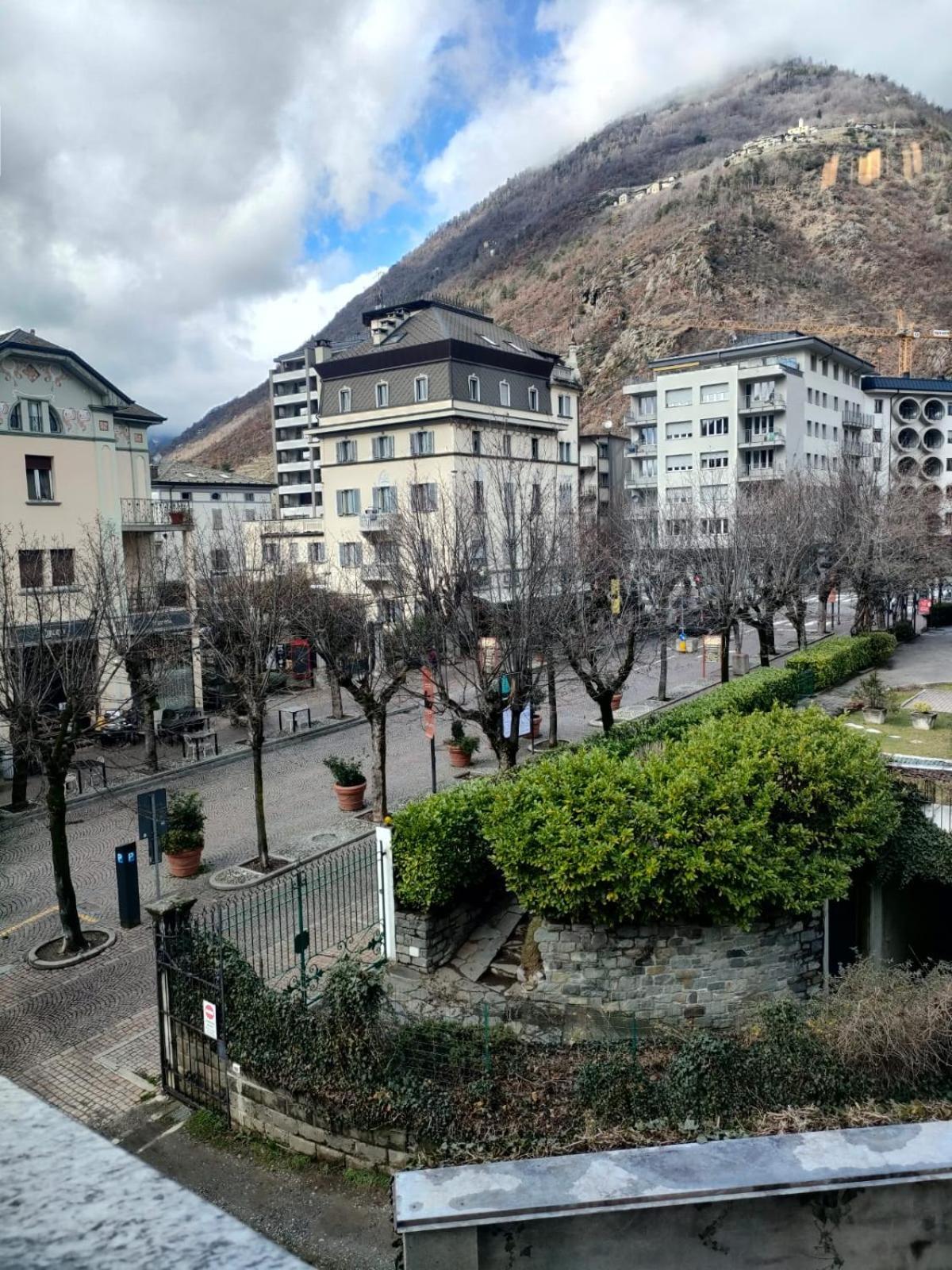 Bernina Station Center Apartment - Tirano Luaran gambar