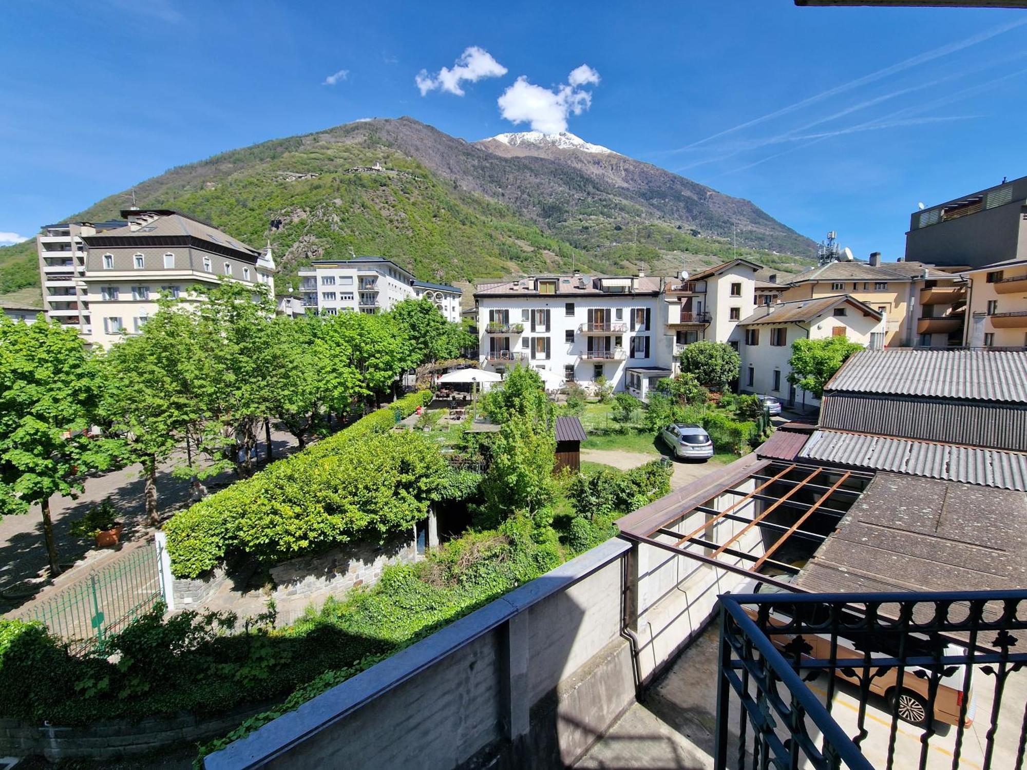 Bernina Station Center Apartment - Tirano Luaran gambar